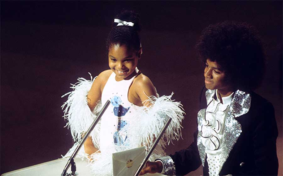 MJ & Janet Jackson At The American Music Awards In 1975